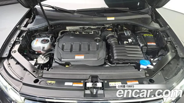 Volkswagen Tiguan 2023 thumb 6