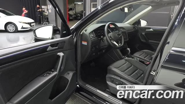 Volkswagen Tiguan 2023 thumb 10