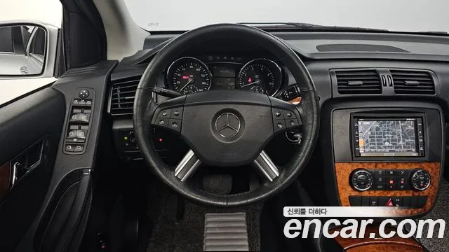 Mercedes-Benz R-Class 2007 thumb 12