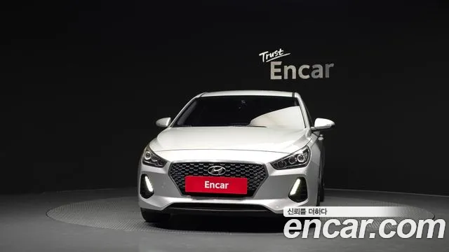 Hyundai i30 2016 thumb 3