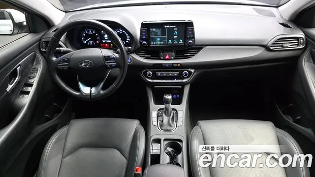 Hyundai i30 2016 thumb 7