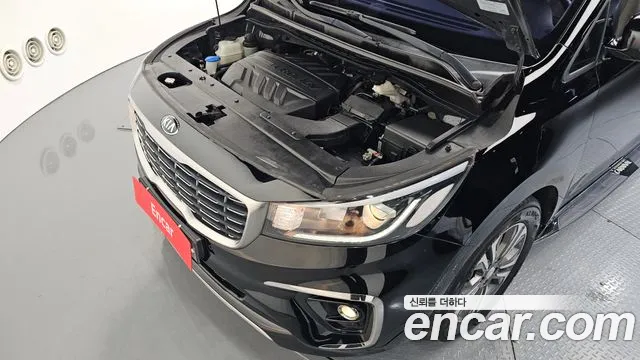 Kia Carnival 2019 thumb 6