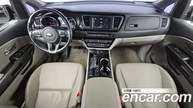 Kia Carnival 2019 thumb 7