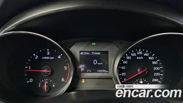 Kia Carnival 2019 thumb 8