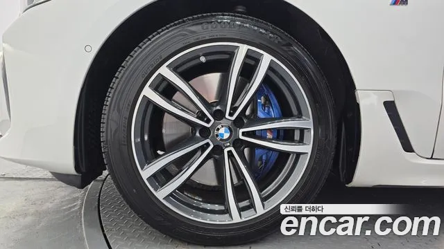 BMW Gran Turismo 2024 thumb 5