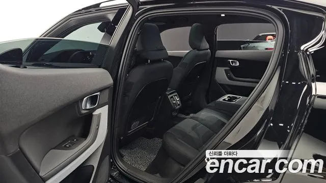 Polestar 2 2022 thumb 12
