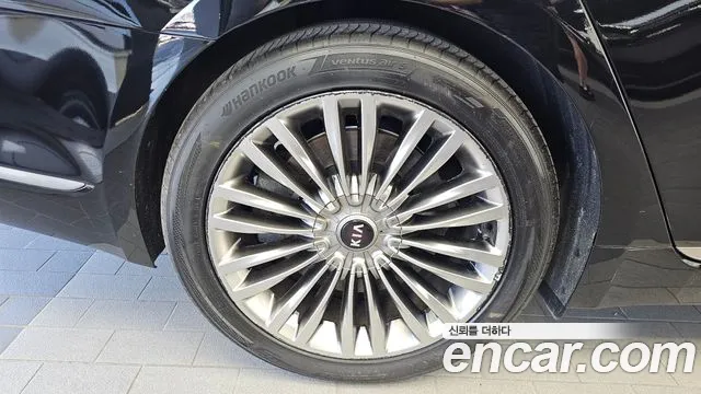 Kia K9 2018 thumb 5