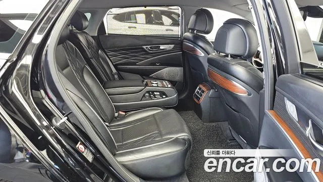 Kia K9 2018 thumb 12