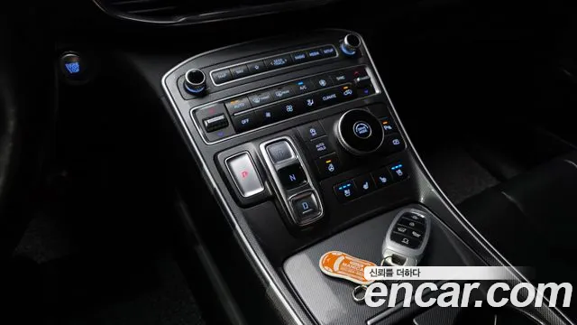 Hyundai Santa Fe 2021 thumb 9