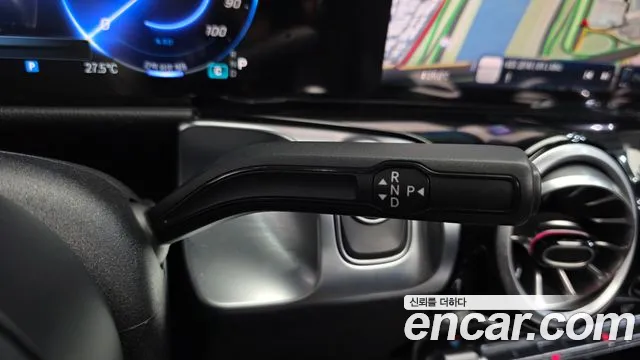 Mercedes-Benz EQB 2025 thumb 9