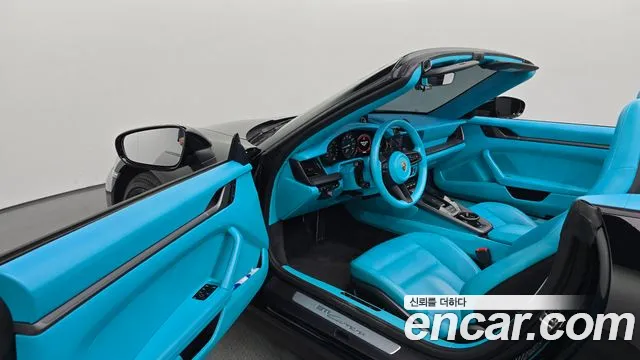 Porsche 911 2020 thumb 10