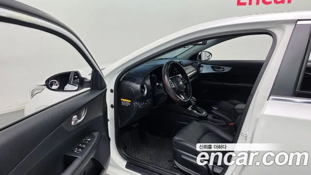 Kia K3 2019 thumb 10