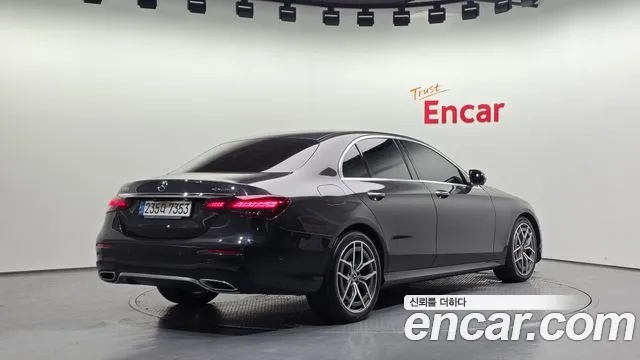 Mercedes-Benz E-Класс 2021 thumb 2