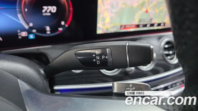 Mercedes-Benz E-Класс 2021 thumb 9