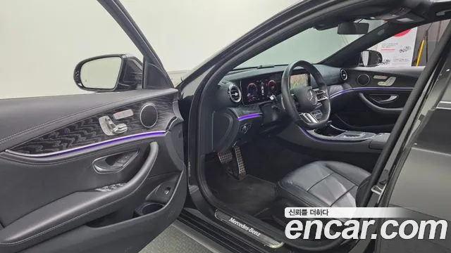 Mercedes-Benz E-Класс 2021 thumb 10
