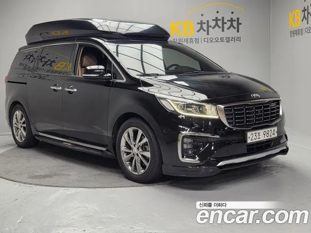 Kia Carnival 2018 thumb 5