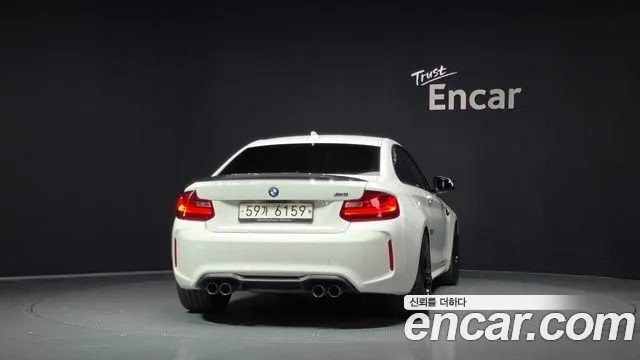 BMW M2 2017 thumb 4