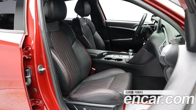 Genesis G70 2019 thumb 8