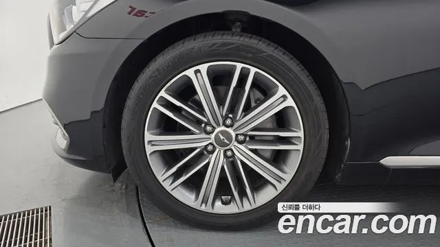 Genesis G80 2019 thumb 5