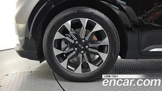 Kia Carnival 2020 thumb 4