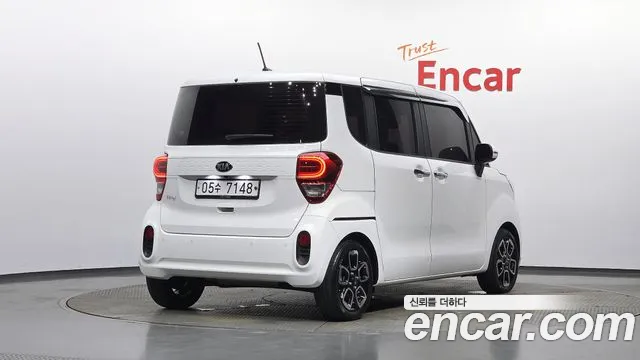 Kia Ray 2018 thumb 2