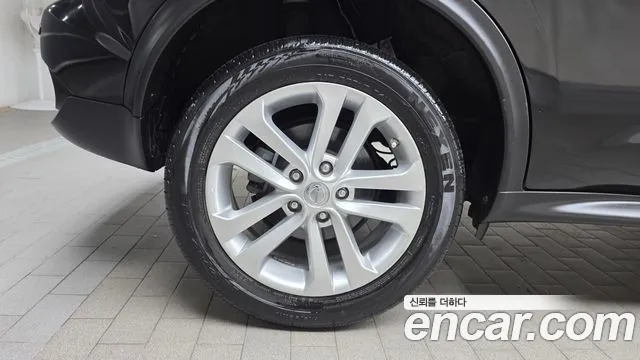 Nissan Juke 2016 thumb 4
