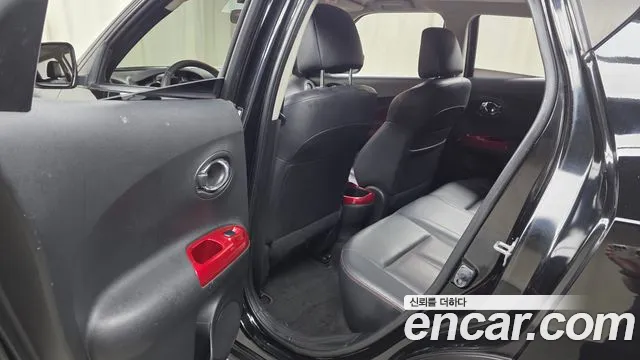 Nissan Juke 2016 thumb 11