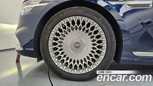 Genesis G90 2020 thumb 5