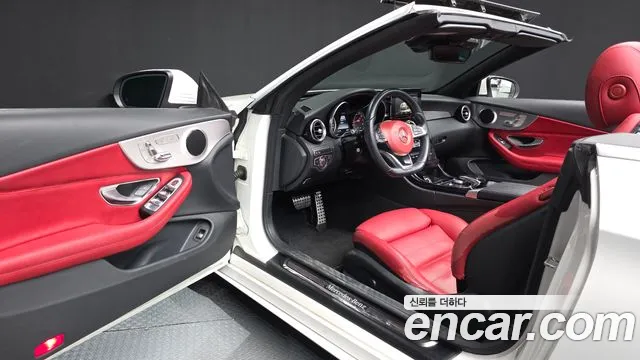 Mercedes-Benz C-Класс 2017 thumb 10