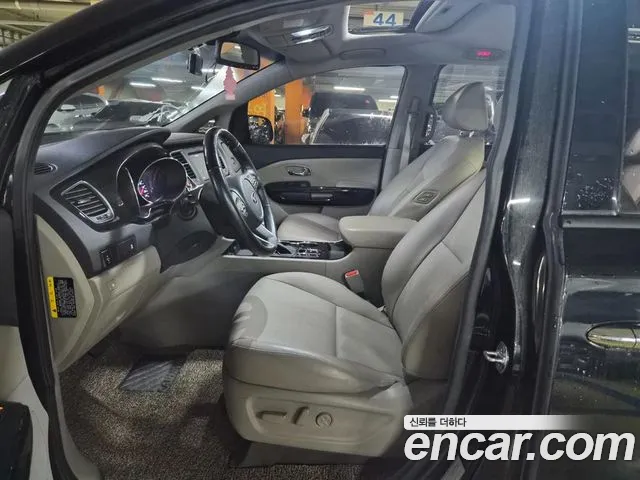 Kia Carnival 2020 thumb 10