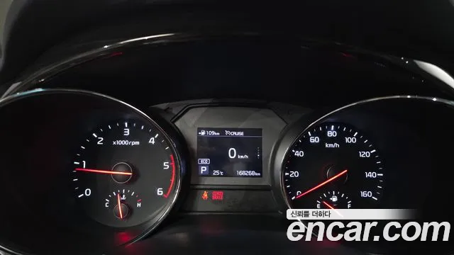 Kia Carnival 2019 thumb 8