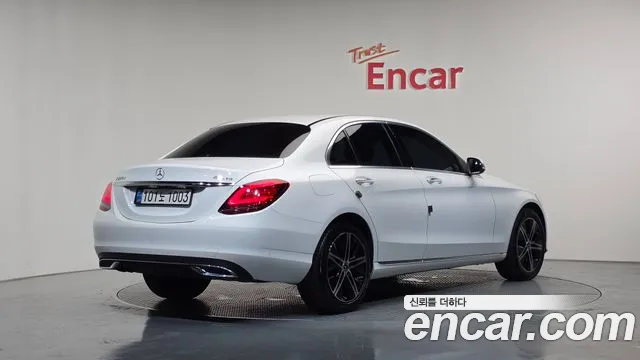 Mercedes-Benz C-Класс 2019 thumb 2