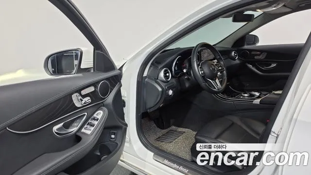 Mercedes-Benz C-Класс 2019 thumb 10