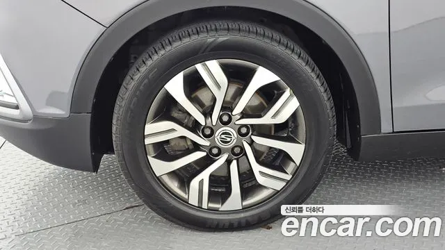 KG_Mobility_Ssangyong TIBOLI 2018 thumb 5