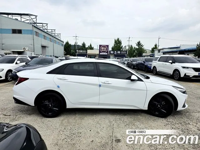 Hyundai Avante 2022 thumb 4