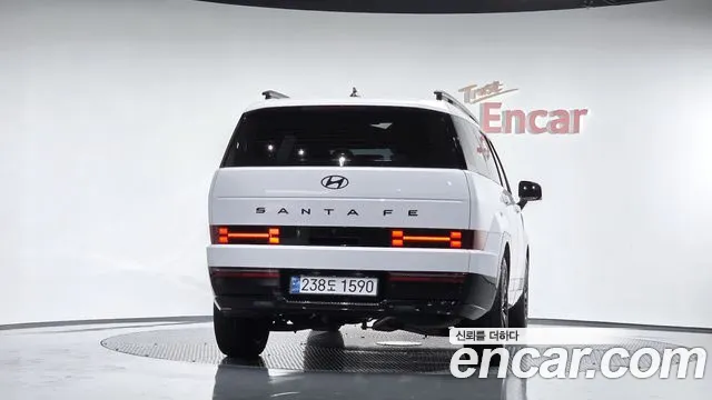 Hyundai Santa Fe 2024 thumb 3