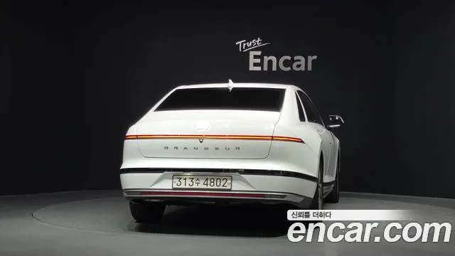 Hyundai Grandeur 2023 thumb 4