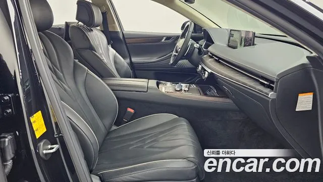 Genesis G80 2022 thumb 10