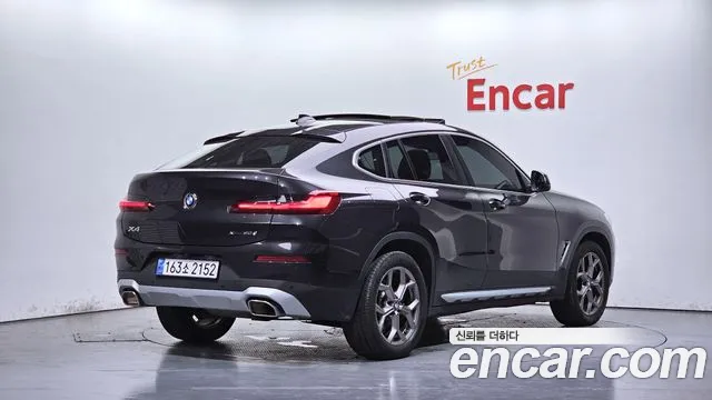 BMW X4 2023 thumb 2