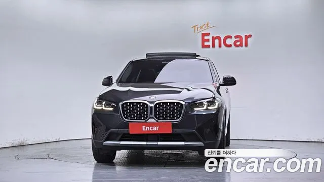 BMW X4 2023 thumb 3