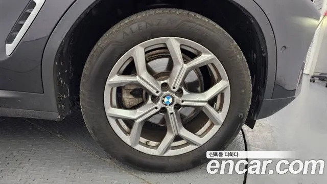BMW X4 2023 thumb 5