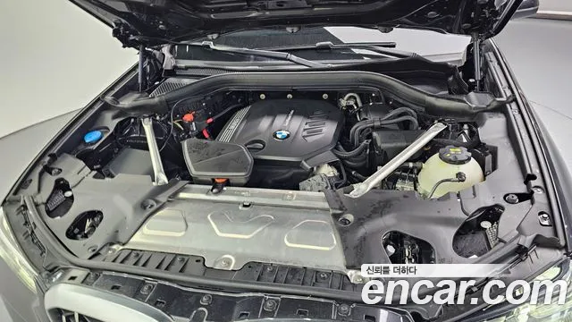 BMW X4 2023 thumb 6