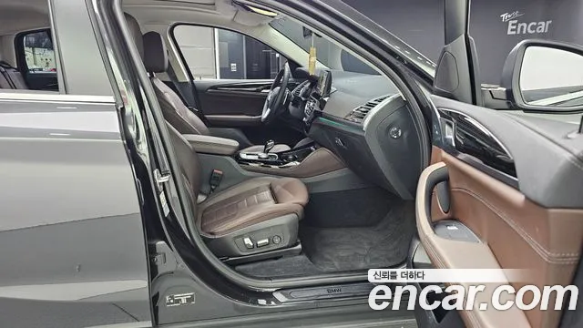 BMW X4 2023 thumb 11