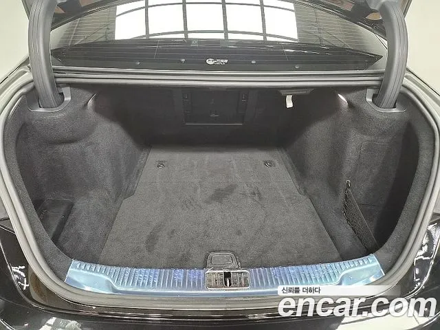 Mercedes-Benz S-Класс 2023 thumb 10
