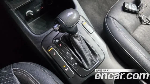 Kia K3 2013 thumb 9