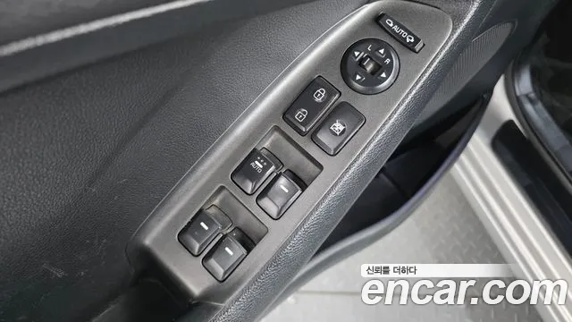 Kia K3 2013 thumb 11