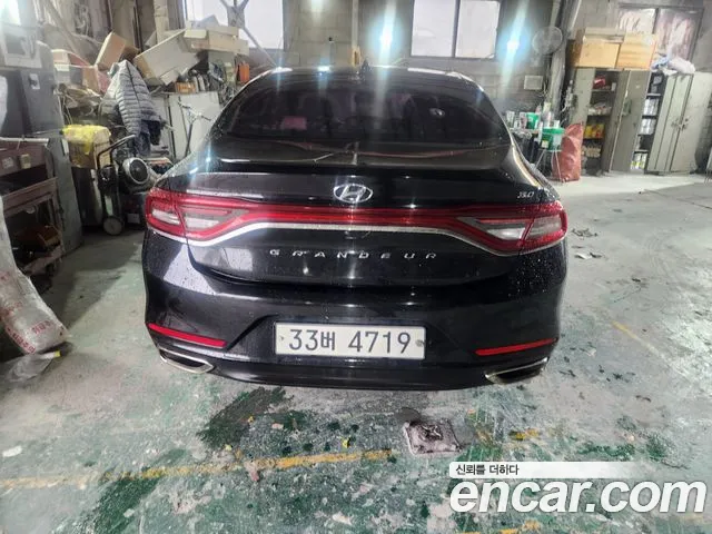 Hyundai Grandeur 2017 thumb 2
