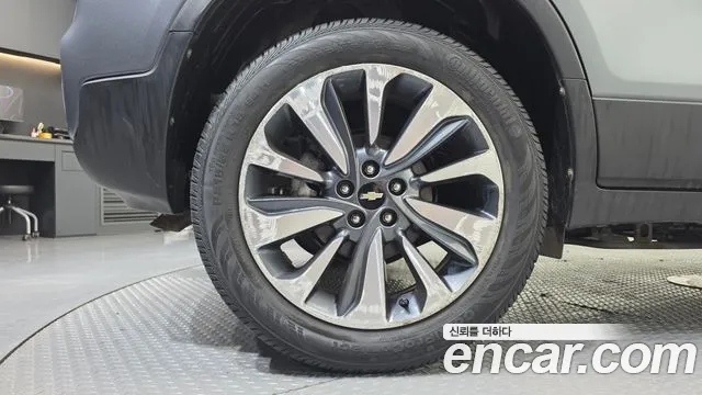 ChevroletGMDaewoo Tracker 2019 thumb 5