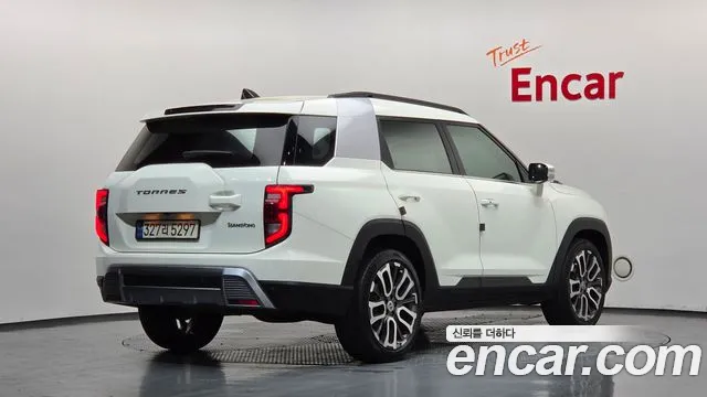 KG_Mobility_Ssangyong Torres 2022 thumb 2