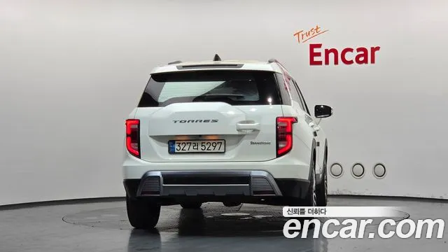KG_Mobility_Ssangyong Torres 2022 thumb 4